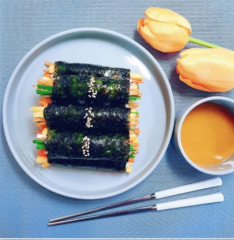 Little kimbap. [Dip it in mustard sauce!] Soy Sauce Chicken, Stir Fry Rice, Instant Rice, Popcorn Chicken, Mustard Sauce, Salted Egg, Fish Cake, Leftover Chicken, Air Fryer Chicken