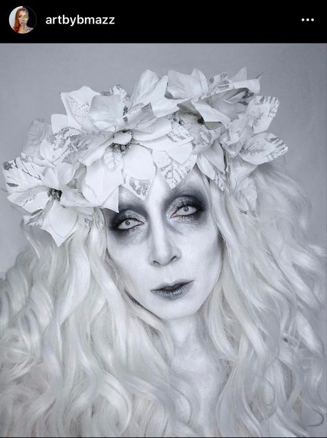 Evermore Makeup, Zombie Bride Halloween Costume, Christmas Legends, Halloween Bride Costumes, Ghost Makeup, Bride Halloween, Fashion Editorial Makeup, Creepy Makeup, Ghost Bride