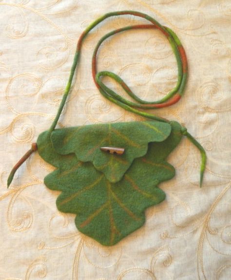 Tovad Ull, Leaf Bag, Elf Fairy, Folding Origami, Elf Costume, Fairy Clothes, Woodland Fairy, Fairy Parties, Fairy Fashion