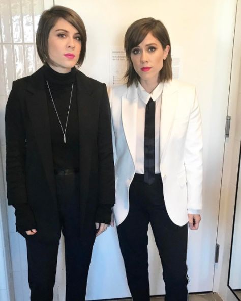 Tegan And Sara, Planned Parenthood, Forever Yours, Twin Sisters, Mexico City, Female Artists, 100 Years, Style Icons, Beautiful People