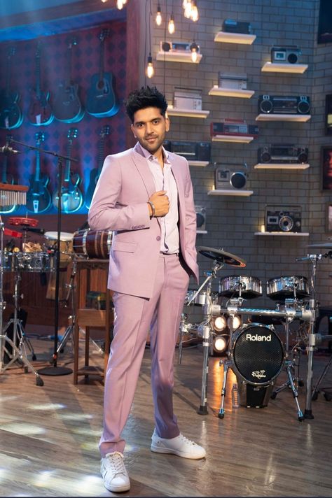 Guru Randhawa Wallpaper, Guru Randhawa Pics Hd, Guru Randhawa, Guru Randhawa Song Status, Guru Randhawa Pics, Shri Guru Nanak Dev Ji Gurpurab Wishes In Punjabi, Ishq Tera Guru Randhawa Pics, Jassi Gill, Ms Dhoni Wallpapers