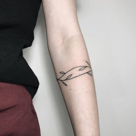 Minimalist twig armband tattoo by Ann Pokes Tattoo Band, Armband Tattoos, Forearm Band Tattoos, Armband Tattoo Design, Forearm Tattoo Design, Cool Forearm Tattoos, Arm Band Tattoo, Tattoo Bracelet, Band Tattoo