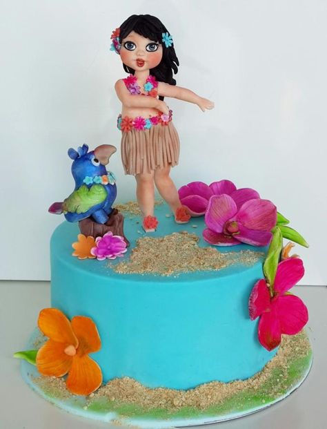 hawaii cake - Cake by tatlibirseyler Hawaii Cake, Hawaiian Cake, Aloha Party, Frozen Birthday Cake, Birthday Cake Pops, Girl Figure, Hawaii Party, Zucchini Cake, Frozen Cake