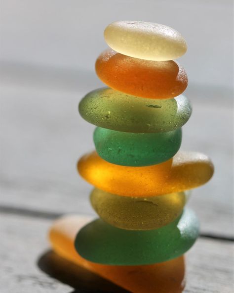 Terry / WaterColorSky SeaGlass on Instagram: “Sea Glass Stack 🧡 “In the distance, the shoreline is cloaked in a full haze ... I focus on a single strain of light, calling me forth, to…” Cute Photography, Beach Glass, Treasure Hunt, Sea Glass, Focus On, Stained Glass, Shells, Cottage, Candy