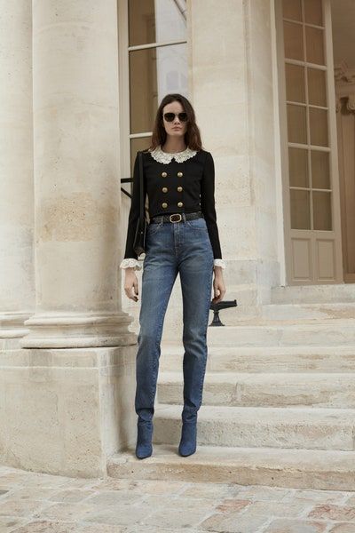 Wonderland Clothes, 60 Outfits, Saint Laurent Fashion, Crop Top Outfits, The Saint, Parisian Chic, Fashion Show Collection, Pre Fall, Street Styles