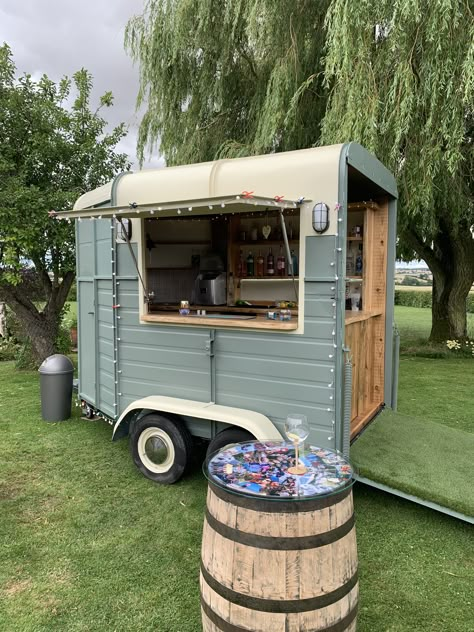 Small Food Truck, Mobile Bakery, Horse Trailer Coffee Shop, Horse Trailer Coffee Stand, Horse Box Food Trailer, Converted Horse Trailer Food Truck, Horse Trailer Into Food Truck, Converted Horse Trailer, Horsebox Bar