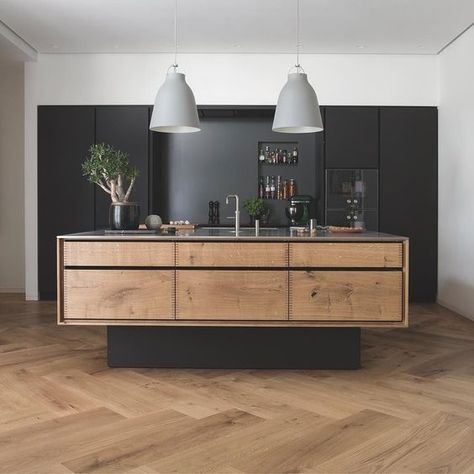 100+ Minimal yet Elegant Kitchen Design Ideas - The Architects Diary Modern Konyhatervezés, Design Interior Modern, Wooden Floors, Scandinavian Kitchen, Interior Modern, Bespoke Kitchens, Design Del Prodotto, Trendy Kitchen, Black Kitchens