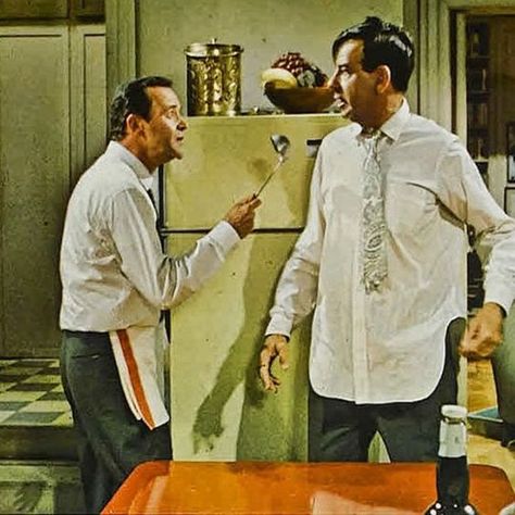 Jack Lemmon and Walter Matthau are The Odd Couple (1968) Couple Movie, Best Classic Movies, The Odd Couple, Walter Matthau, Movie Journal, Jack Lemmon, Comfort Movies, Odd Couples, Hooray For Hollywood