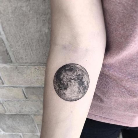 The Moon Tattoo, Luna Tattoo, Minimalist Tattoo Meaning, Tattoo Toronto, Small Moon Tattoos, Full Moon Tattoo, Moon Tattoos, Moon Tattoo Designs, Disney Tattoo