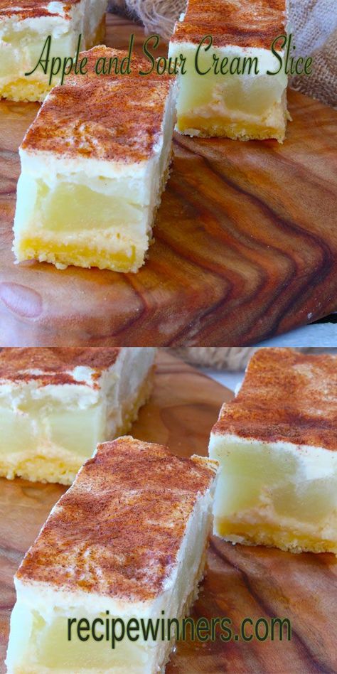 Apple Sour Cream Slice, Quick Apple Dessert, Apple Slice Recipe, Baked Apple Dessert, Old Fashioned Recipe, Turnover Recipes, Sour Cream Cake, Apple Dessert Recipes, Apple Cake Recipes