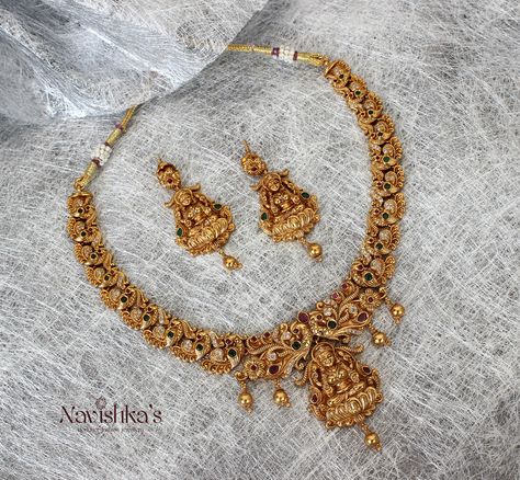 Neck Pieces Jewelry, Antique Necklaces Design, Choker Necklace Designs, Antique Necklaces, Premium Jewelry, Gold Bridal Jewellery Sets, Gold Ring Designs, Jewellery Sets, Bridal Gold Jewellery Designs