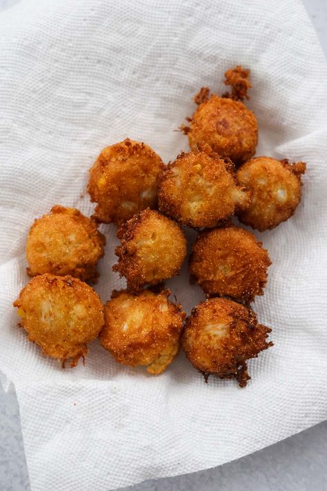 Sweet Crab Hush Puppies Crab Hush Puppies Recipe, Seafood Hush Puppies, Crab Hush Puppies, Chicken Thai Soup, Crab Ball, Fish Batter, Fish Batter Recipe, Chicken Thai, Hush Puppies Recipe