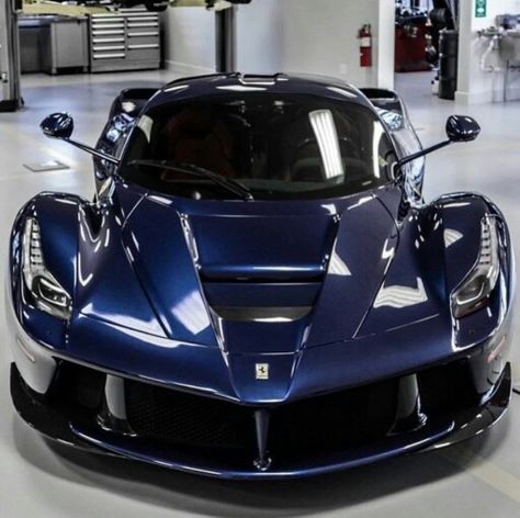 Midnight blue Laferrari Porsche Gtr, Cars Bmw, Mens Toys, Ferrari Laferrari, Bugatti Cars, Lamborghini Cars, Mclaren P1, Mc Laren, Exotic Sports Cars