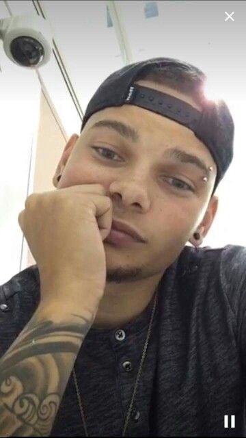 Handsome man Kane Brown Songs, My Fav Person, Kane Brown Music, Boyfriend Inspiration, Cole Swindell, Chris Brown Pictures, Kara Danvers Supergirl, Kane Brown, Fav Person