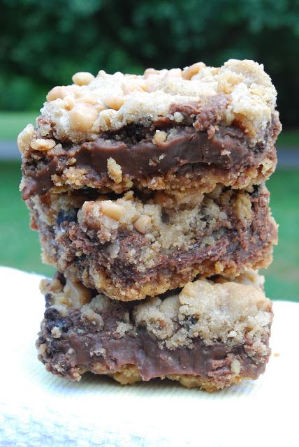 Chocolate Chip Toffee Bars, Toffee Bars Recipe, Homemade Bars, Toffee Chocolate, Biscuits Graham, Cracker Toffee, Toffee Bars, Homemade Candy, Chocolate Toffee