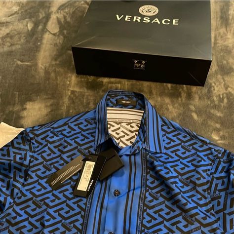 Versace Men Versace Mens Shirt, Versace Silk Shirt, Short Sleeve Denim Shirt, Versace Shirts, Black Button Up Shirt, Vintage Versace, Versace Collection, Versace Men, Blue Denim Shorts