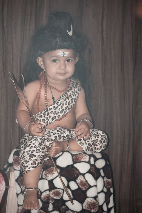 Shiva baby photoshoot Shiva Baby, Boy Photoshoot, Baby Photoshoot, Photoshoot Ideas, Baby Photography, Shiva, Photography, Quick Saves