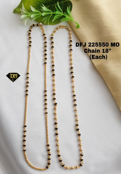 Small Earrings Gold, Black Beads Mangalsutra, Black Beads Mangalsutra Design, Beads Design, Gold Mangalsutra Designs, Beautiful Gold Necklaces, Gold Chain Design, Pearl Necklace Designs, Beaded Necklace Designs