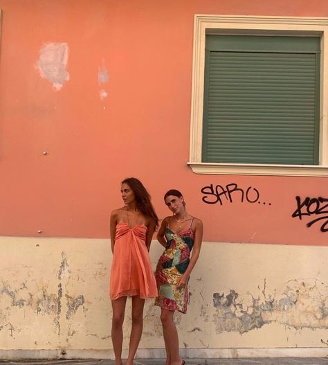 #fashion #aesthetic #cuban #latina #outfit #sundress #summer #summerfashion Chique Outfit, Paphos, Italian Summer, Mode Ootd, European Summer, Vacation Outfits, Aesthetic Outfits, Summer Aesthetic, Mode Outfits