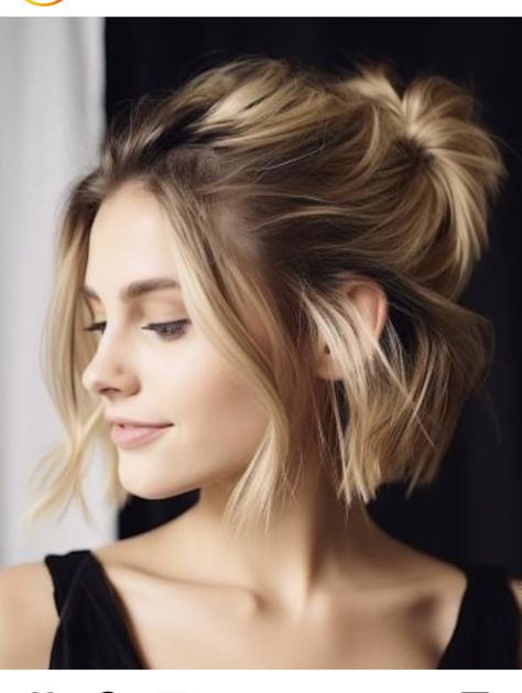 Haircut 2024 Trends Women, Ball Hair, Chin Length Hair, Penteado Cabelo Curto, Short Blonde Hair, Mommy Life, Good Hair Day, Outfits Winter, Short Bob Hairstyles