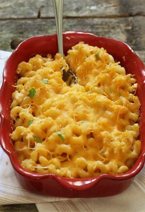 Homemade Baked Mac and Cheese Recipe | Everyday Eileen Homemade Baked Mac And Cheese, Homemade Macaroni And Cheese, Cheddar Cheese Recipes, Baked Mac And Cheese Recipe, Boxed Mac And Cheese, Cheesy Mac And Cheese, Making Mac And Cheese, Low Fat Cheese, Baked Mac N Cheese