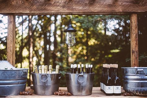 5 Easy Ways to Create an Awesome Wedding Bar on a Budget Beer And Wine Wedding Bar, Self Serve Wedding Bar, Wine And Beer Bar, Wedding Quiz, Beer Wedding, Easy Wedding Planning, Beer And Wine, Retreat Center, Budget Friendly Wedding