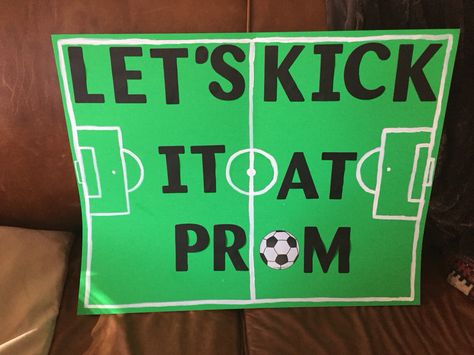 Soccer promposal. Promposal Ideas For Her, Hoco Proposals Ideas Soccer, Football Proposal, Proposal Ideas Disney, Sadie Hawkins Proposals, Soccer Promposal, Sadies Proposal, School Dance Ideas, Prom Posters