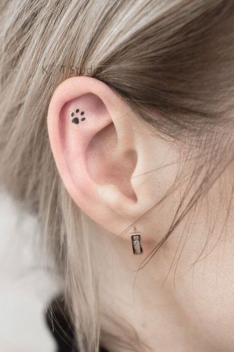 Inner Ear Tattoo, Nose Tattoo, Tato Minimal, Dog Paw Tattoo, Ear Tattoos, Paw Tattoo, Red Ink Tattoos, Ear Piercing, Minimal Tattoo