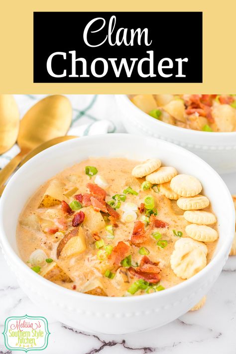 Treat the family to a steamy bowl of this creamy Southern style Clam Chowder at home #clamchowder #southernstyle #southernchowderrecipes #easyclamchowder #clamsrecipes #seafoodchowder #clamchowderrecipe Crockpot Clam Chowder Recipe, Crockpot Clam Chowder, Best Clam Chowder Recipe, Clam Chowder Recipe, Ms Recipes, Oyster Crackers, Chowder Recipe, Seafood Seasoning, Vegetable Beef Soup