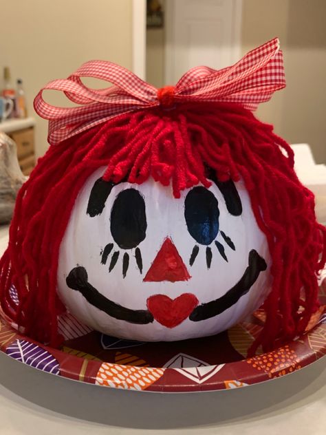 Raggedy Ann Pumpkin Painting, Decorated Pumpkins Without Carving, No Carve Pumpkin Decorating Contest, Pumpkin Decorating Ideas No Carve, Fall Festival Activities, Decorating Pumpkins, Decorated Pumpkins, Festival Activities, Pumpkin Decorating Diy