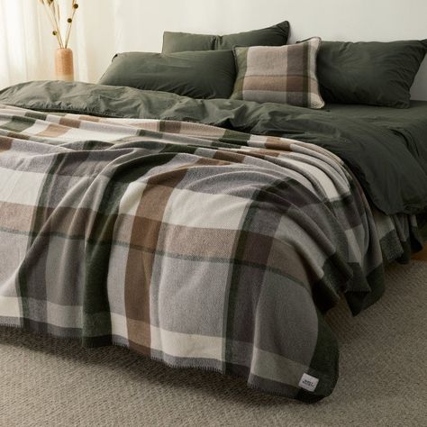 Green Plaid Bedding, Lodge Bedroom, Boy Bedrooms, Plaid Bedding, Green Sheets, Alpine Style, Beaver Creek, Brown Furniture, Green Bedding