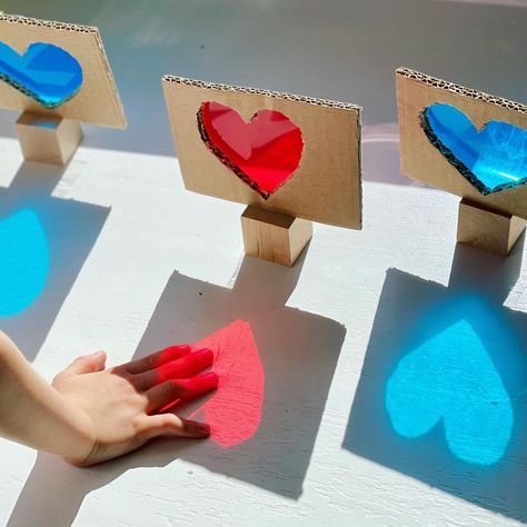 Shadow Heart, Recycled Toys, Kids Activities At Home, Early Childhood Special Education, Playbased Learning, Baby Play Activities, Valentine's Day Crafts For Kids, Valentine Activities, Stem For Kids