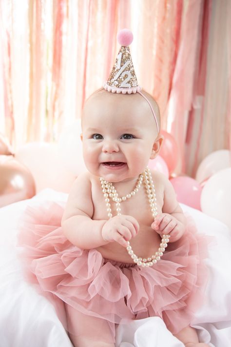 Girl 6 Month Shoot, 6 Month Baby Girl Photoshooting, Baby Girl 6 Months Shoot, 6 Month Baby Picture Ideas Half Birthday, Halfway To One Photoshoot, Half Birthday Ideas For Girls 6 Months, 1/2 Birthday, Half Birthday Photoshoot, Halloween Vegas