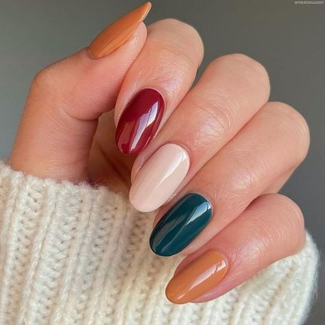 November Nails Fall, Multicolored Nails, Fancy Nail Art, Boho Nails, Simple Fall Nails, November Nails, Fall Gel Nails, Pearl Nails, Thanksgiving Nails