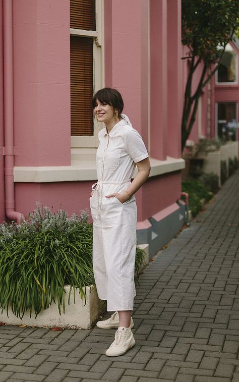 White Boiler Suit, Boiler Suit Outfit, Tea Dresses, Suit Outfit, Boiler Suit, Style Challenge, Street Style Inspiration, Style Crush, White Trainers