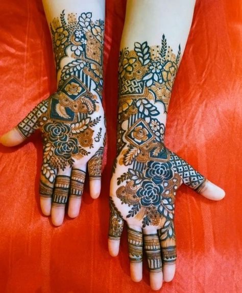 Asma Mehndi Artist And Classes, Hand Mehendi, Mahendi Designs, Mehandi Art, Front Mehndi Design, Mehendi Art, Eid Henna, Henna Art Designs, Rose Mehndi Designs