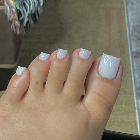 Self-taught Beginner🦋 on Instagram: “So cute & crisp 🤍�” Gel Toe Nails, Milky Nails, Acrylic Toes, Acrylic Toe Nails, Toe Nail Color, Pretty Toe Nails, Cute Toe Nails, Short Square Acrylic Nails, Acrylic Nails Coffin Pink