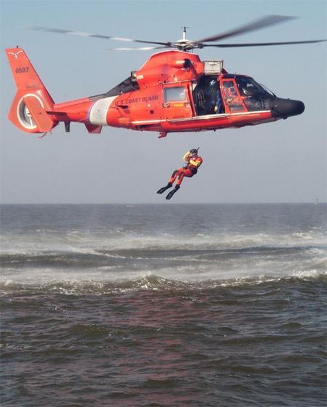 The Making Of The Coast Guard Helicopter Rescue Swimmer Program | News | militarynews.com Coast Guard Rescue Swimmer, Rescue Swimmer, Coast Guard Helicopter, Semper Paratus, Coast Guard Rescue, Coast Guard Ships, Chief Petty Officer, Jokes Hilarious, Abandoned Ships