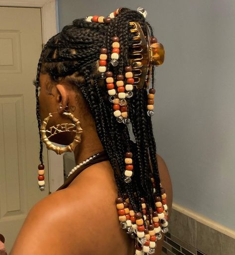 Wood Bead Braids, Knotless Braids With Wooden Beads, Summer Braids With Beads, Boneless Braids, Marley Twists With Beads, Braids With Jewels, 4c Braids, Jlo Hairstyles, Bead Braids