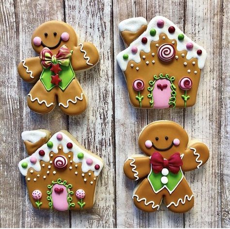 Date Cookies, Gingerbread House Christmas, Gingerbread House Cookies, Gingerbread Crafts, Gingerbread Man Cookies, Xmas Cookies, Fancy Cookies, Christmas Sugar Cookies, Christmas Cookies Decorated