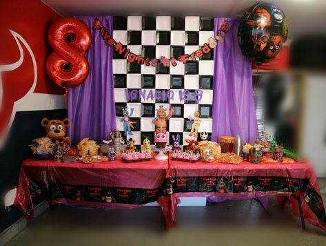 Five Night At Freddy Birthday Party, Fnaf Party Food Ideas, Five Nights At Freddy's Party Decorations, Fnaf Themed Birthday Party, Five Nights At Freddy's Birthday Ideas, Fnaf Birthday Party Ideas, Fnaf Decor, Fnaf Birthday Party, Five Nights At Freddy's Party