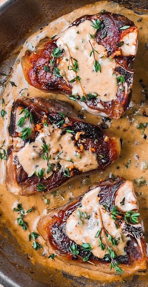 Lamb Steak Recipes, Lamb Chops Pan Seared, Thyme Sauce, Lamb Sauce, Lamb Steaks, Lamb Chop Recipes, Lamb Chop, Lamb Dishes, Lamb Chops