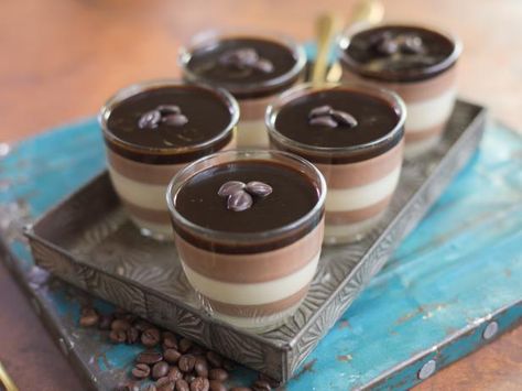 Vietnamese Desserts, Donal Skehan, Chocolate Covered Espresso Beans, Espresso And Cream, Vietnamese Dessert, Panna Cotta Recipe, Vietnamese Coffee, Coffee Dessert, Cooking Channel