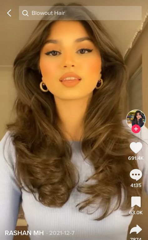 Settle Curtain Bangs, Tapered Curtain Bangs, Step Cut With Curtain Bangs, Shaggy Long Hair, Light Curls, Hairstyles For Layered Hair, Blowout Hair, Step Cut, Gcse Art