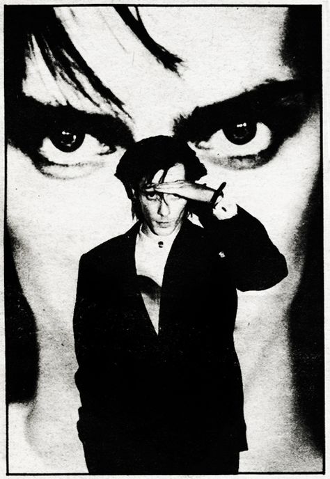 Peter Murphy Peter Murphy, Rock N’roll, I'm With The Band, Post Punk, 영감을 주는 캐릭터, Pics Art, Photography Inspo, Anton, Photography Inspiration