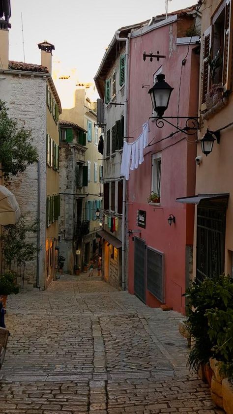 Croatia Instagram Story, Split Aesthetic, Croatia Split, Stobrec Croatia, Interrailing Europe, Hvar Croatia Aesthetic, Croatia Astetic, Brac Croatia Aesthetic, Croatia Aesthetic