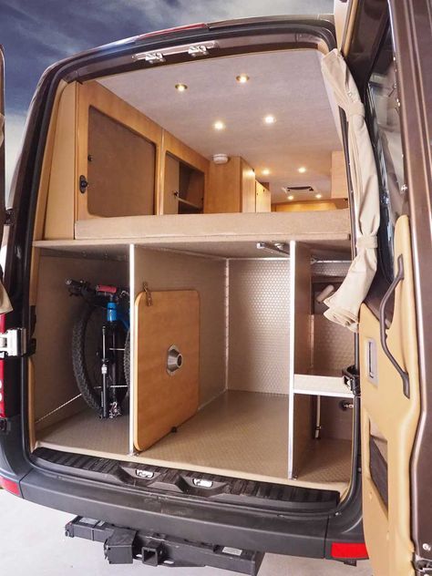 #60 Sprinter Camper Conversion Van + Platform Bed + Seats 5 + Sleeps 4 Omgebouwde Bus, Sprinter Camper Conversion, 4x4 Camper Van, Kombi Motorhome, Camper Beds, Conversion Van, Sprinter Van Conversion, Kombi Home, Van Conversion Interior