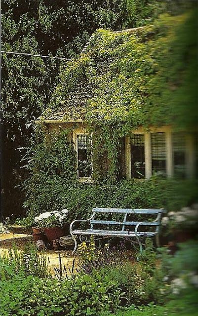 Kitchens I Have Loved Quaint Homes, Moss Cottage, Tiny Cottages, Cottage Houses, Colefax Fowler, Cozy Cottages, Little Cottages, English Home, Irish Cottage