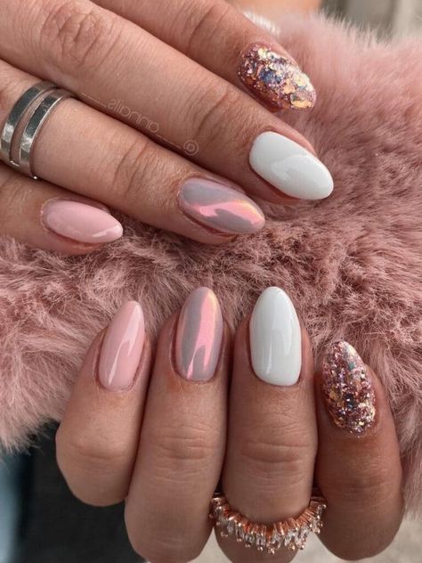 Pink January, Unghie Nail Art, Aurora Nails, Chrome Nails Designs, January Nails, Pink Glitter Nails, Rose Gold Nails, Nails Pink, Hot Nails