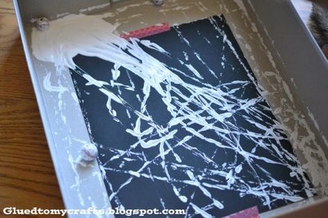 Marble Art Spider Web {Kid Craft} Spider Unit, Spider Web Craft, Marble Painting, Easy Art Projects, Kid Craft, Marble Art, Craft Activities For Kids, Simple Art, Halloween Season